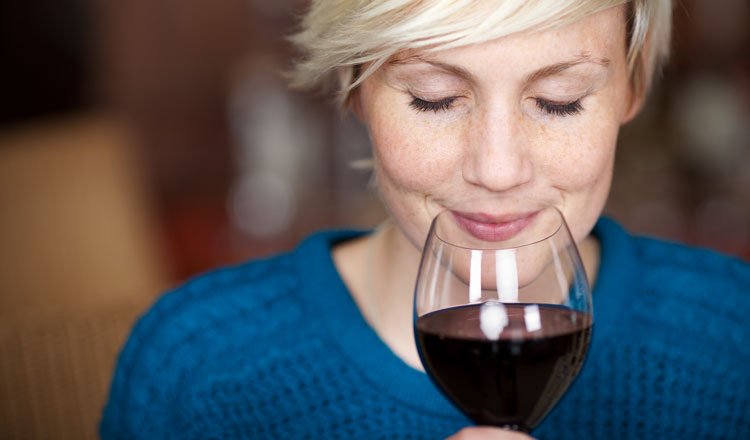 Drink Two Glasses Of Wine To Lose Weight