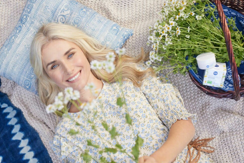 Magdalena Roze with Nivea product