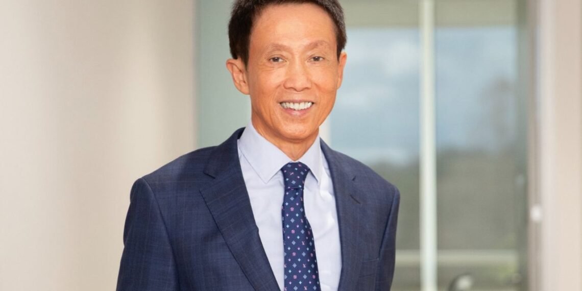 Professor Hosen Kiat